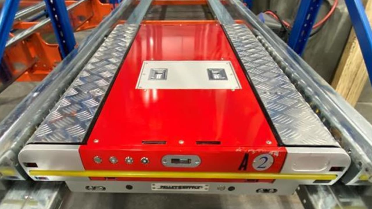 What Is a 2D Semi-Automated Pallet Shuttle?